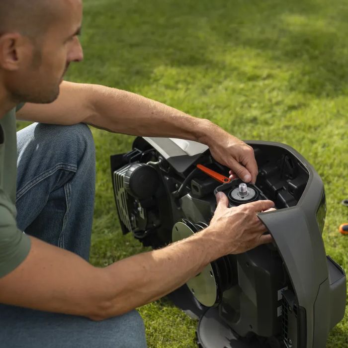 Husqvarna Wheel Cleaner Robot Mower Accessories